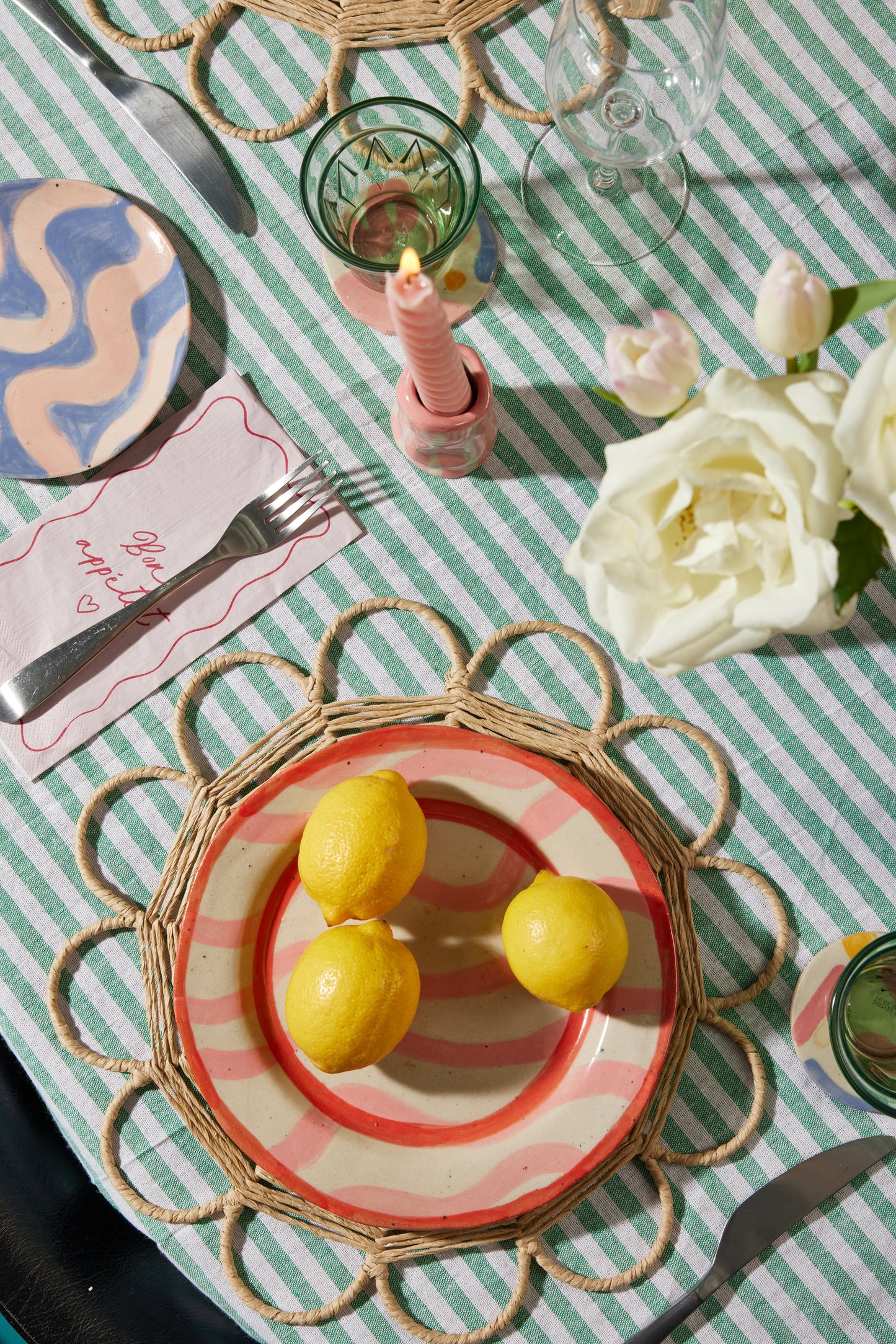 Squiggle Dinner Plate - Pink and Red 23cm